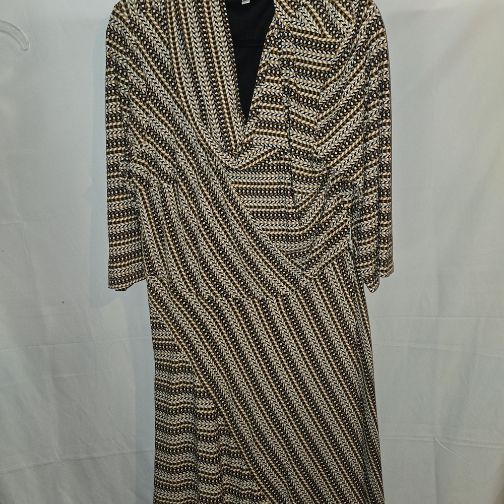Robbie Bee Patterned Dress